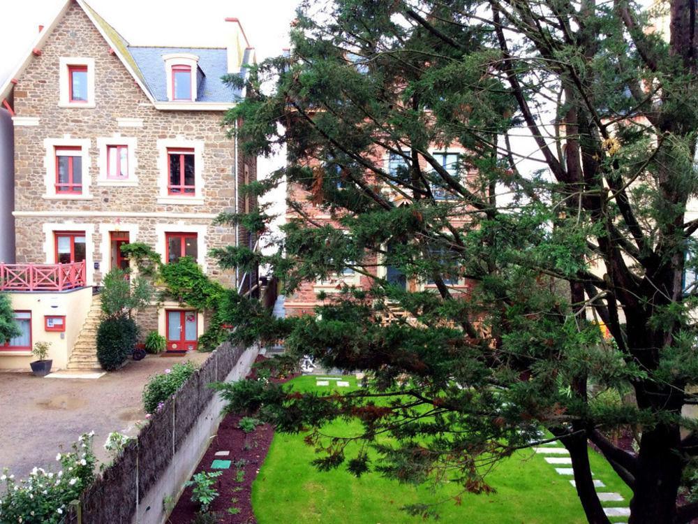 Les Charmettes Hotel