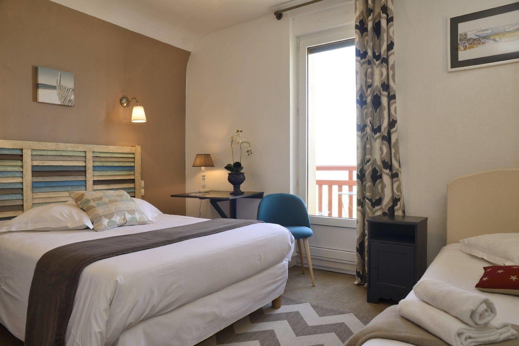 Hotel Les Charmettes 3*